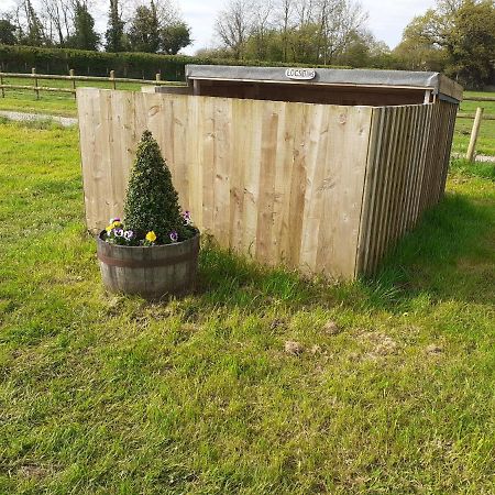 奇彭纳姆Glamping At The Retreat Wiltshire Is Rural Bliss别墅 外观 照片