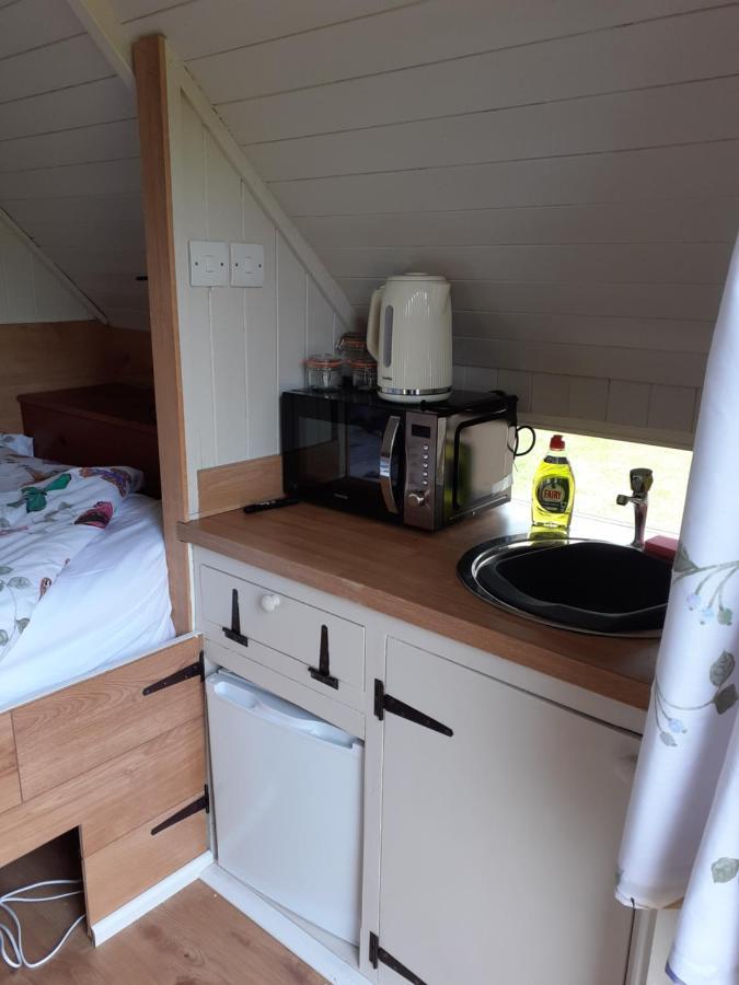 奇彭纳姆Glamping At The Retreat Wiltshire Is Rural Bliss别墅 外观 照片