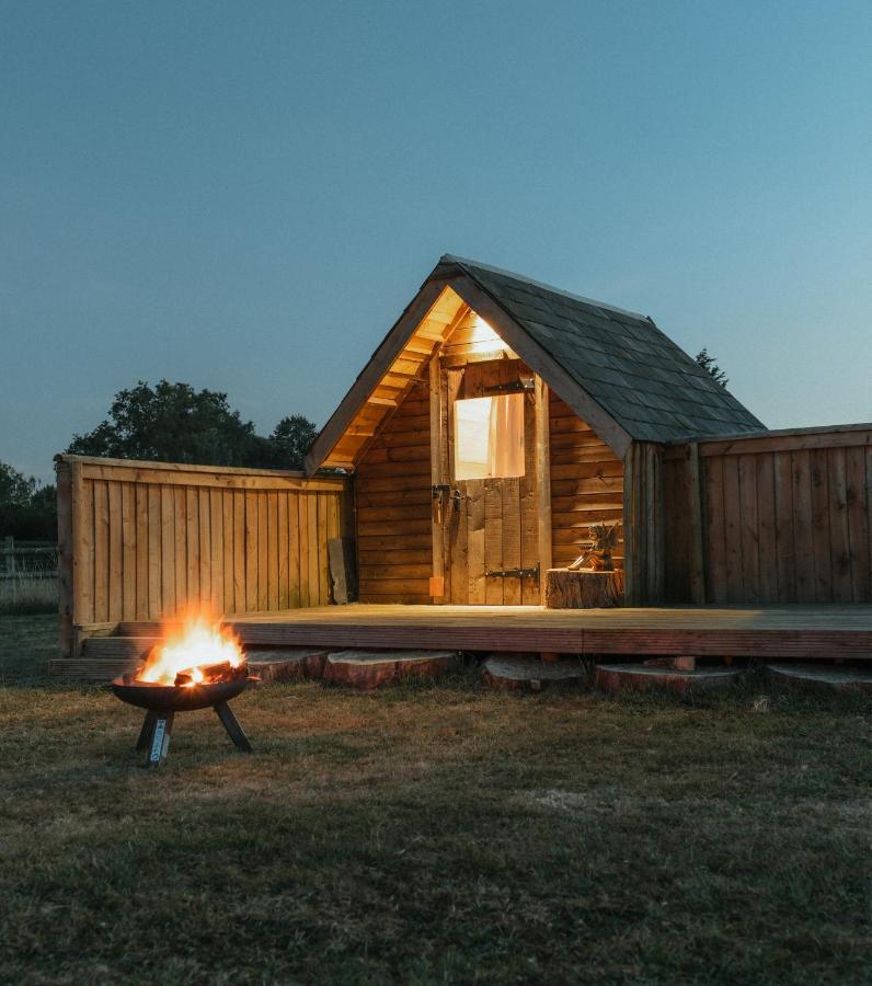 奇彭纳姆Glamping At The Retreat Wiltshire Is Rural Bliss别墅 外观 照片