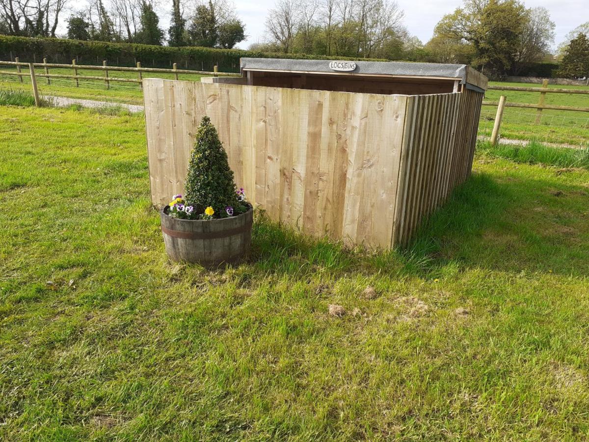 奇彭纳姆Glamping At The Retreat Wiltshire Is Rural Bliss别墅 外观 照片